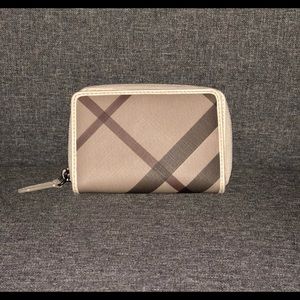 BURBERRY  SMOKED TRENCH BIFOLD WALLET